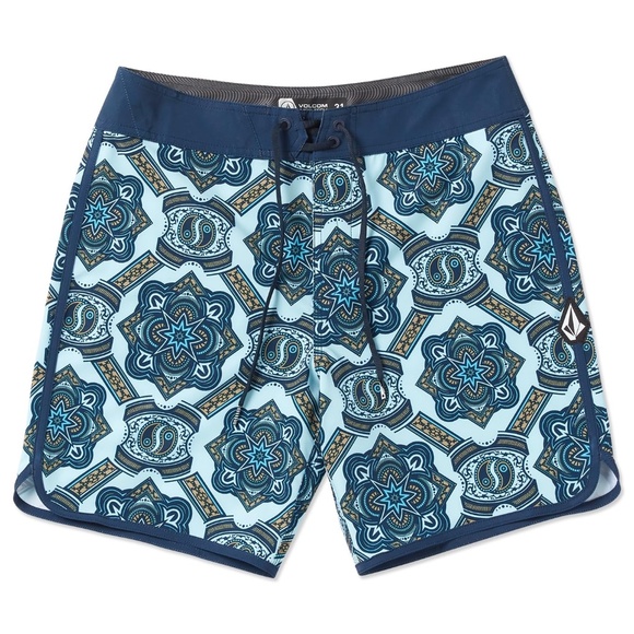 Volcom Other - NEW Volcom Men's Mod Magic Scallop Boardshort Trunks Misty Blue - size 32